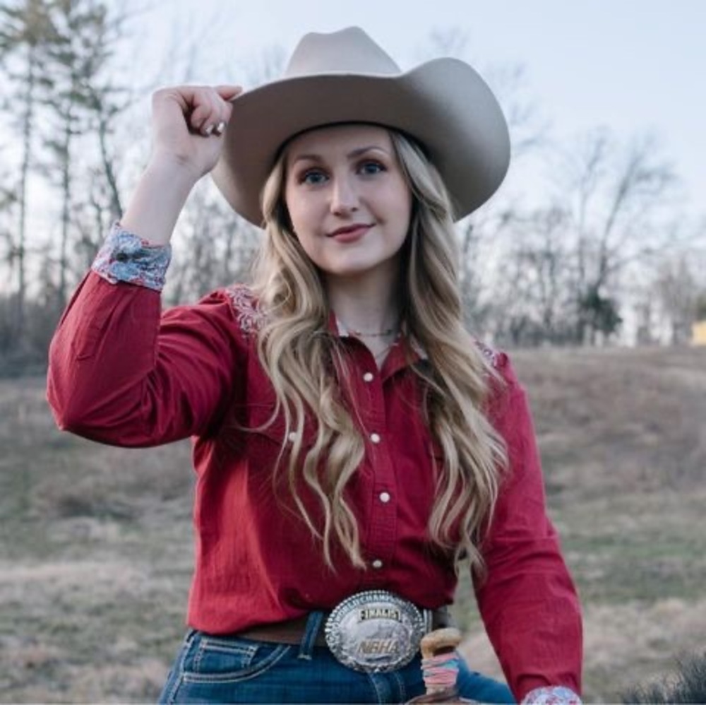 Meet your Posher, Madison